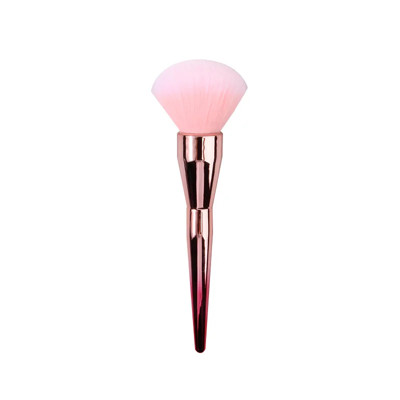 Pinceau de maquillage professionnel en poudre |   Poils synthétiques pelucheux surdimensionnés pour une application complète |   Poignée ergonomique antidérapante