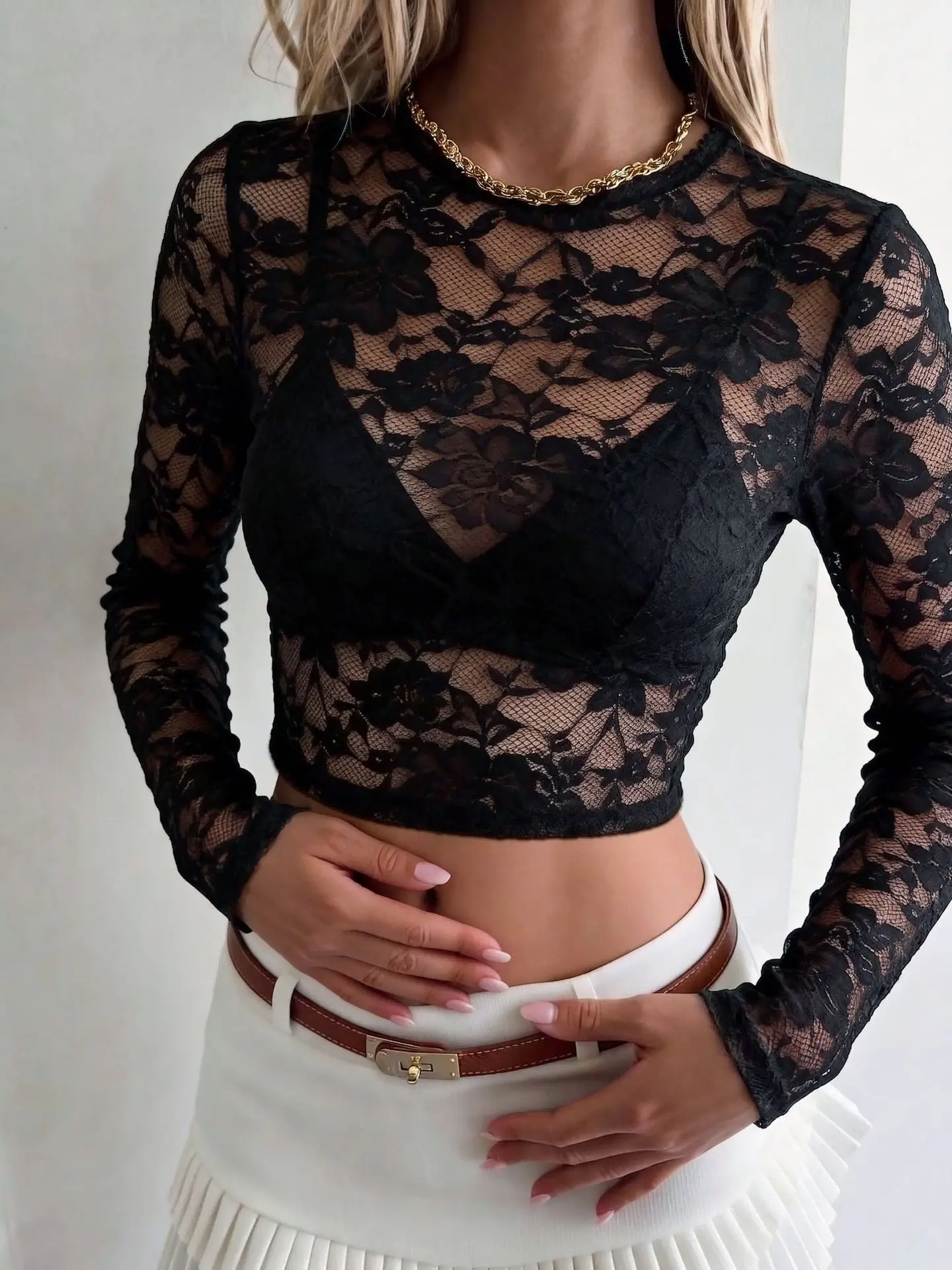 Women's Sexy Lace Embroidery Long Sleeve Short T-shirt Slimming Transparent Spicy Pure Desire Polyester Fiber Plant Floral Pa...