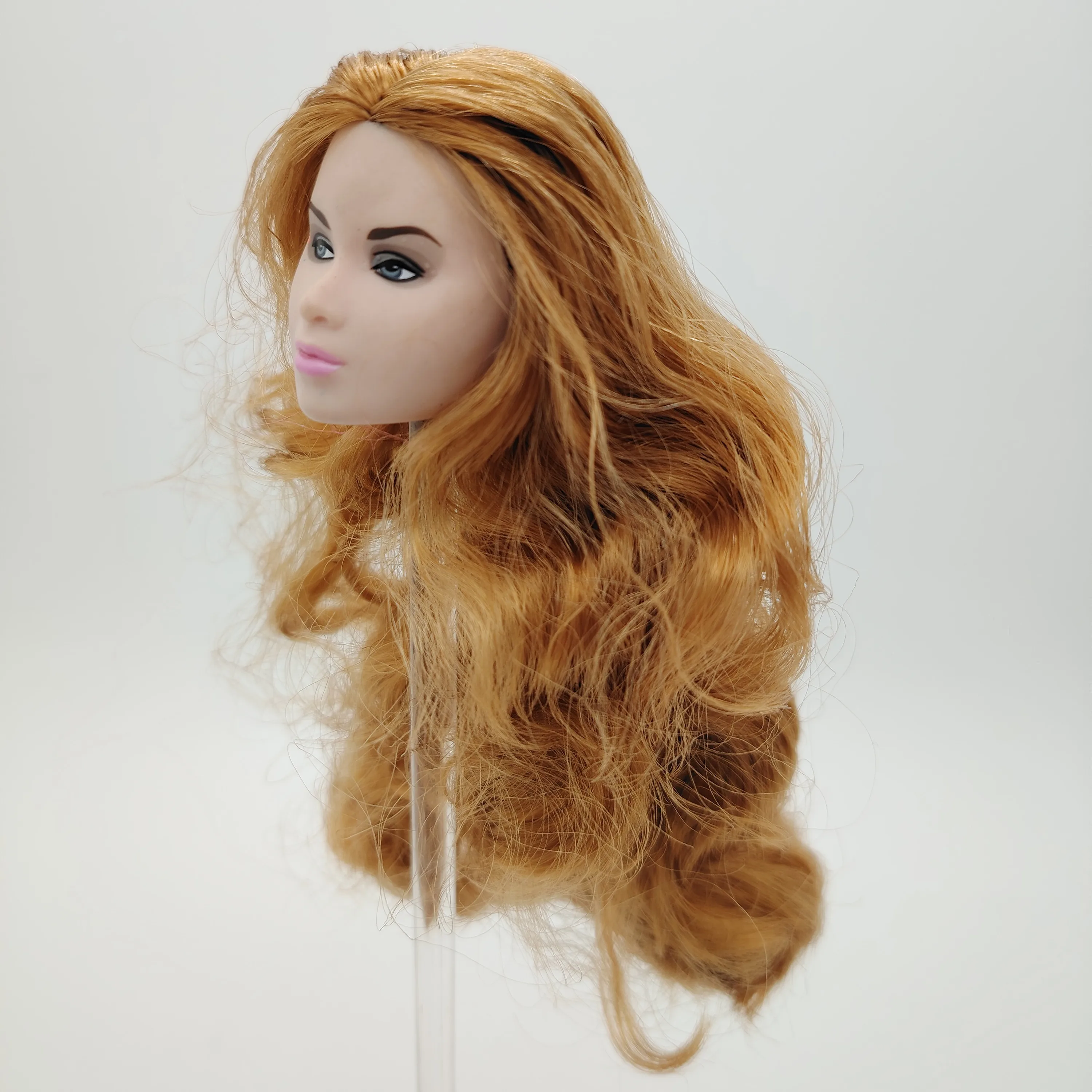 Fashion Royalty Color Infusion Golden Hair Rerooted Cream Skin Collectible Fanxi Doll Head