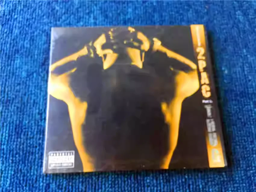 

CD Gangsta Rap & West Coast Hip-Hop Album 2Pac Music CD The Best Of 2Pac Part 1 Thug Music Record Cosplay Soundtracks Box Gift