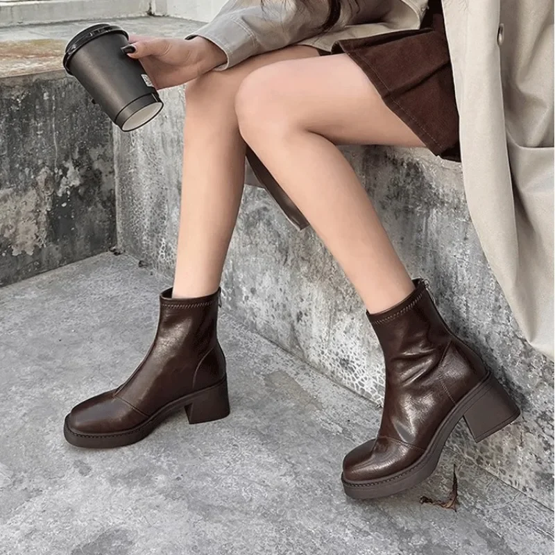 Women\'s Retro Short Boots High Heels Autumn/winter Leather Vintage Slim Ankle Boots Thick Sole  Petite