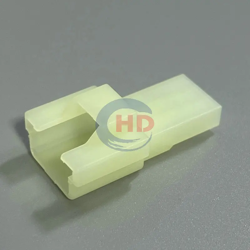 3 Hole 6090-1131  Auto Wire Connector Electrical Plug For Car Wiring Harness