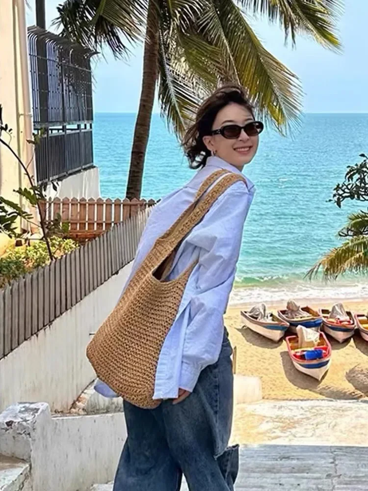 حقيبة منسوجة يدويًا من القش للنساء حقيبة يد منسوجة يدويًا من العشب، حقائب يد ذات سعة كبيرة