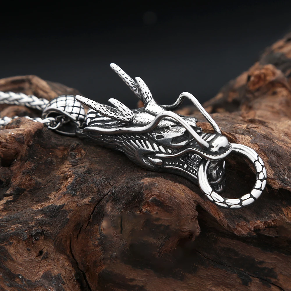 Punk Vintage Silver Color Dragon Head Pendant Necklaces for Man Stainless Steel Fashion Animal Necklace Amulet Jewelry Wholesale