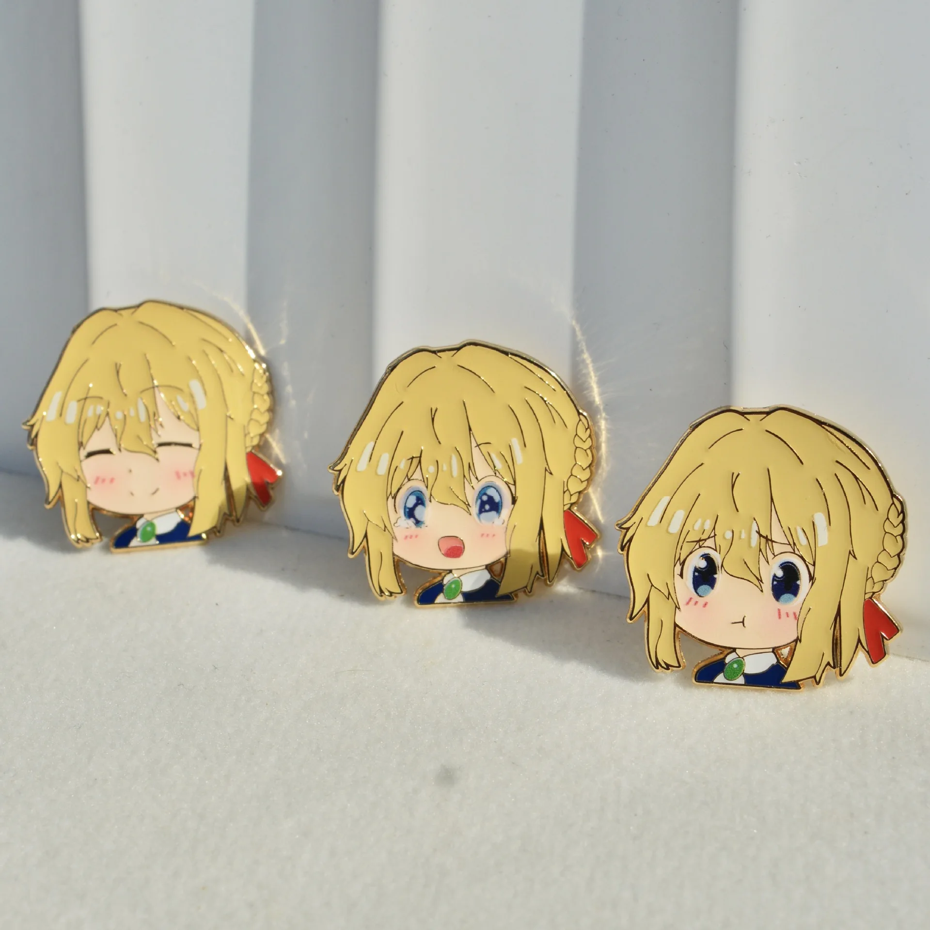 Cute Violet Evergarden Pins Pendant Japan Anime Enamel Badges Manga Brooches for Bag Backpack Clothing Lapel ACG Cosplay Decor