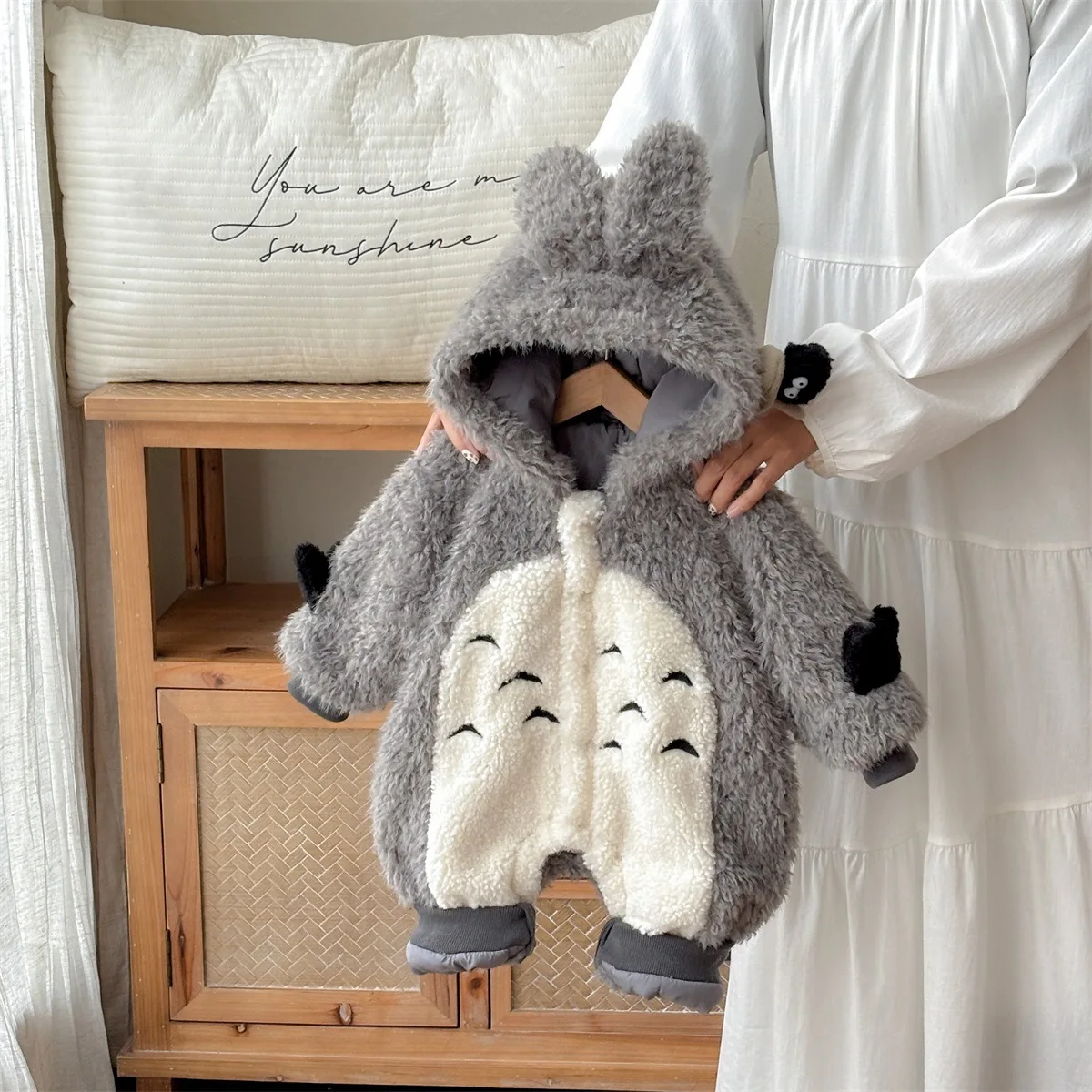 

Toddler Girls Overalls Fur Hooded Thicken Warm Newborn Girls Bodysuits New Winter Cartoon Embroidery Kids Boys Fleece Bodysuits