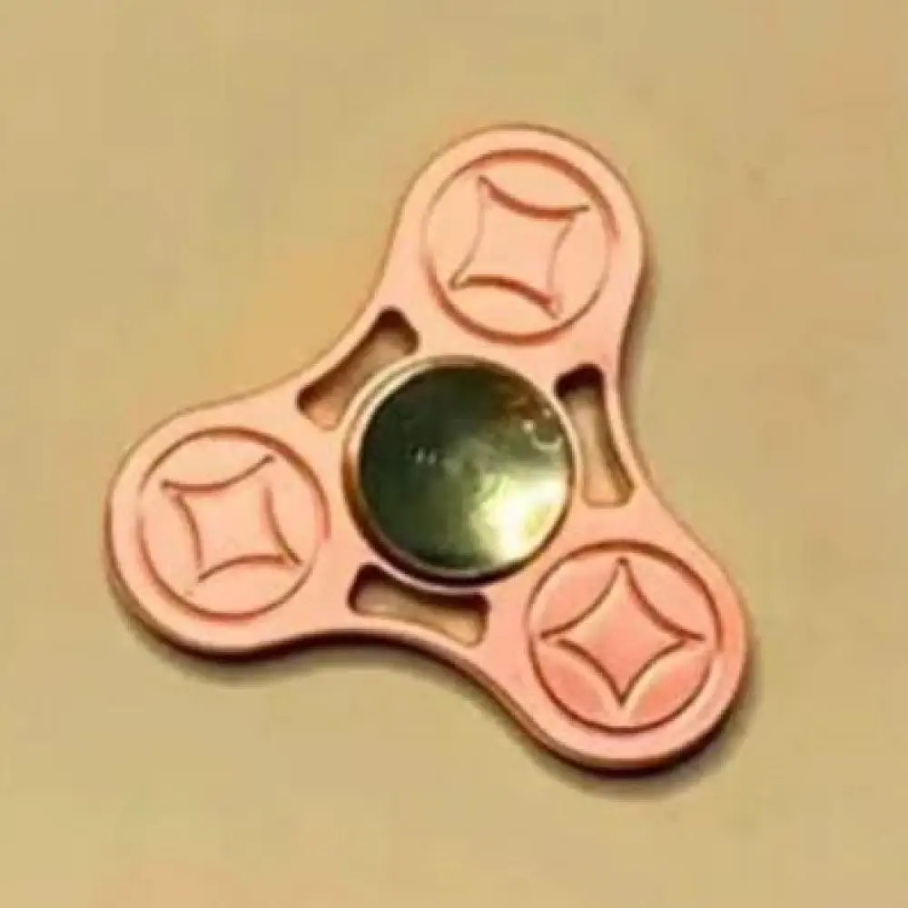 

Metal Fingertip Gyroscope Rotator, Silent Bearing Hand Cranked Rotator, Fingertip Gyroscope Anti Anxiety Children's Adult Toy