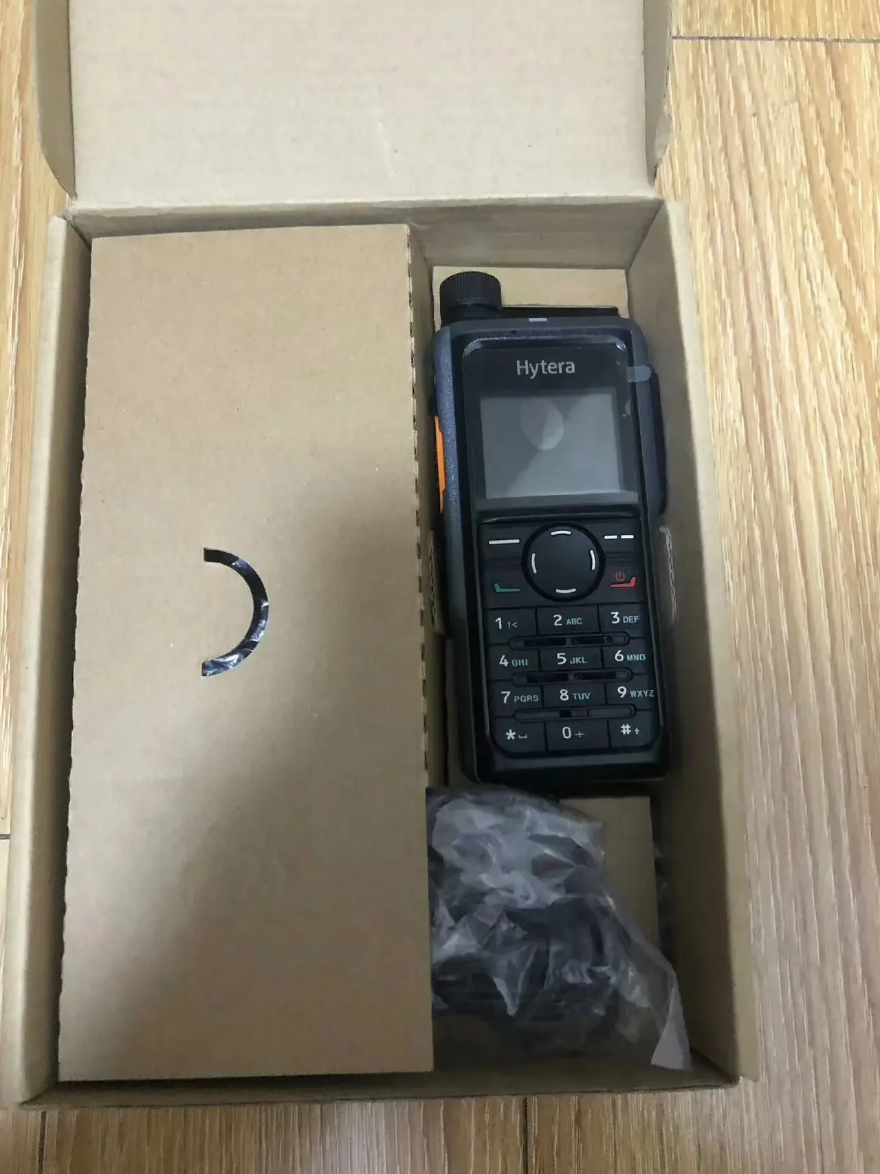 

Портативная рация для Hytera 680, 68X, двусторонняя радиостанция, цифровая радиостанция 675, глобальная PTT, оптовая цена
