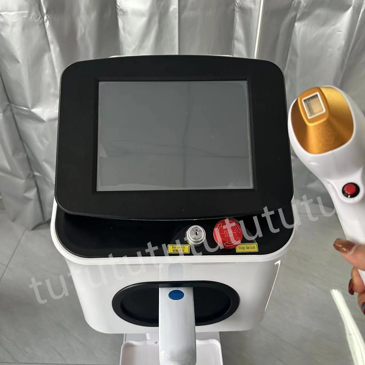 2024 NEW!!!!Professional Diode Ice Titanium Laser Body Hair Removal Machine 2024 Portable 808 755 Alexandrite Device 4 waves IPL