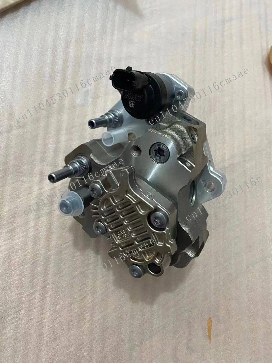 0445010033 Fuel injection pump Common rail system Fuel pump 00-14 0445010033