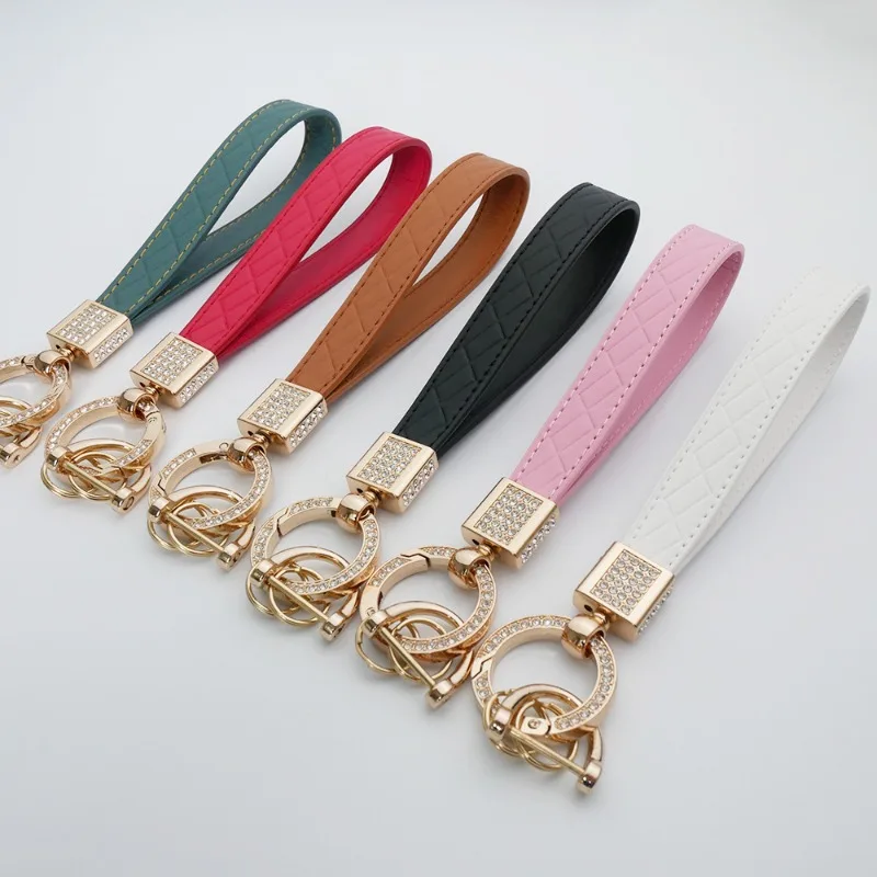 Corda de couro xadrez strass chaveiro para homens e mulheres, cristal brilhante chaveiro, chaveiro, acessório do saco do carro, presente para menina