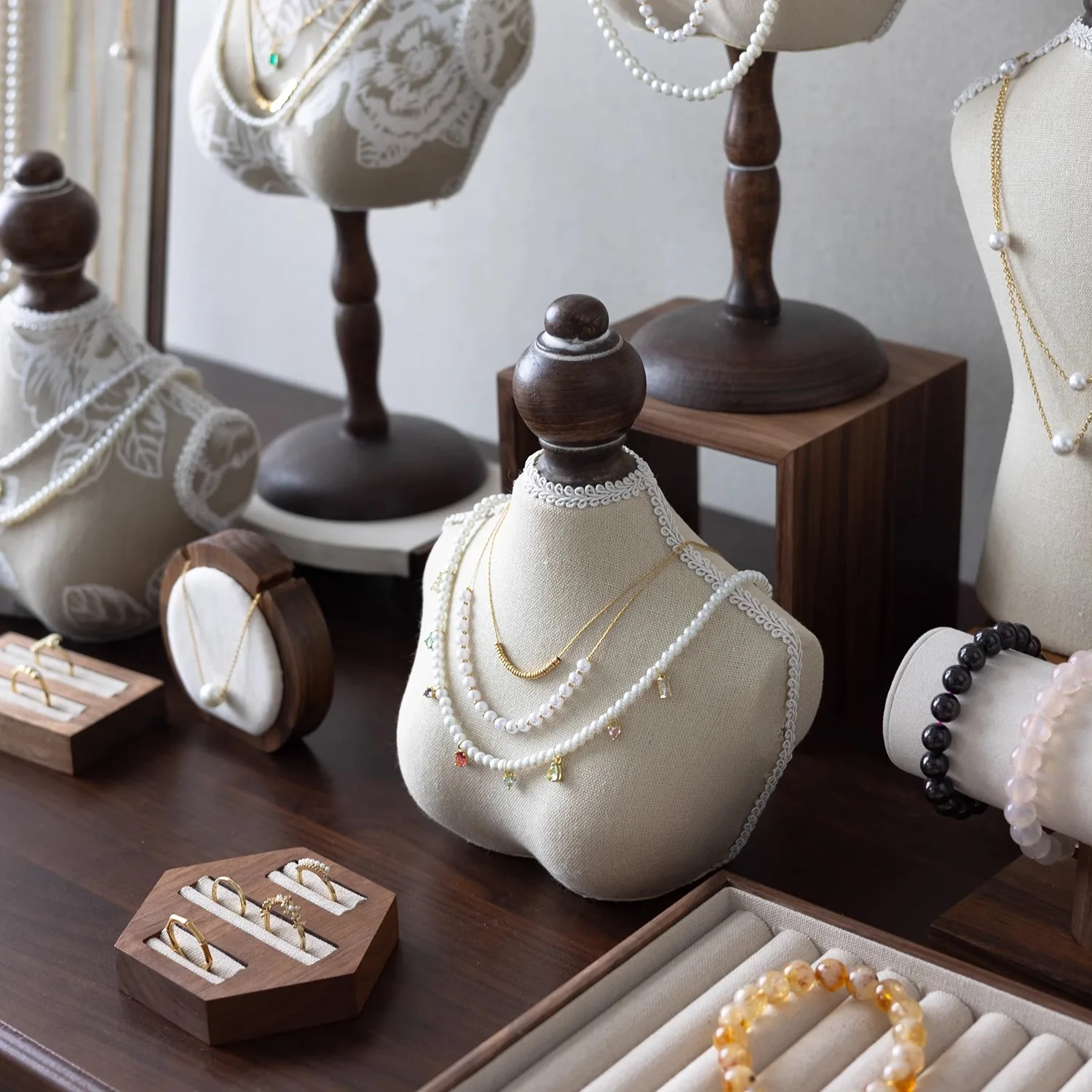 Wooden portrait neck necklace display stand jewelry pendant window display