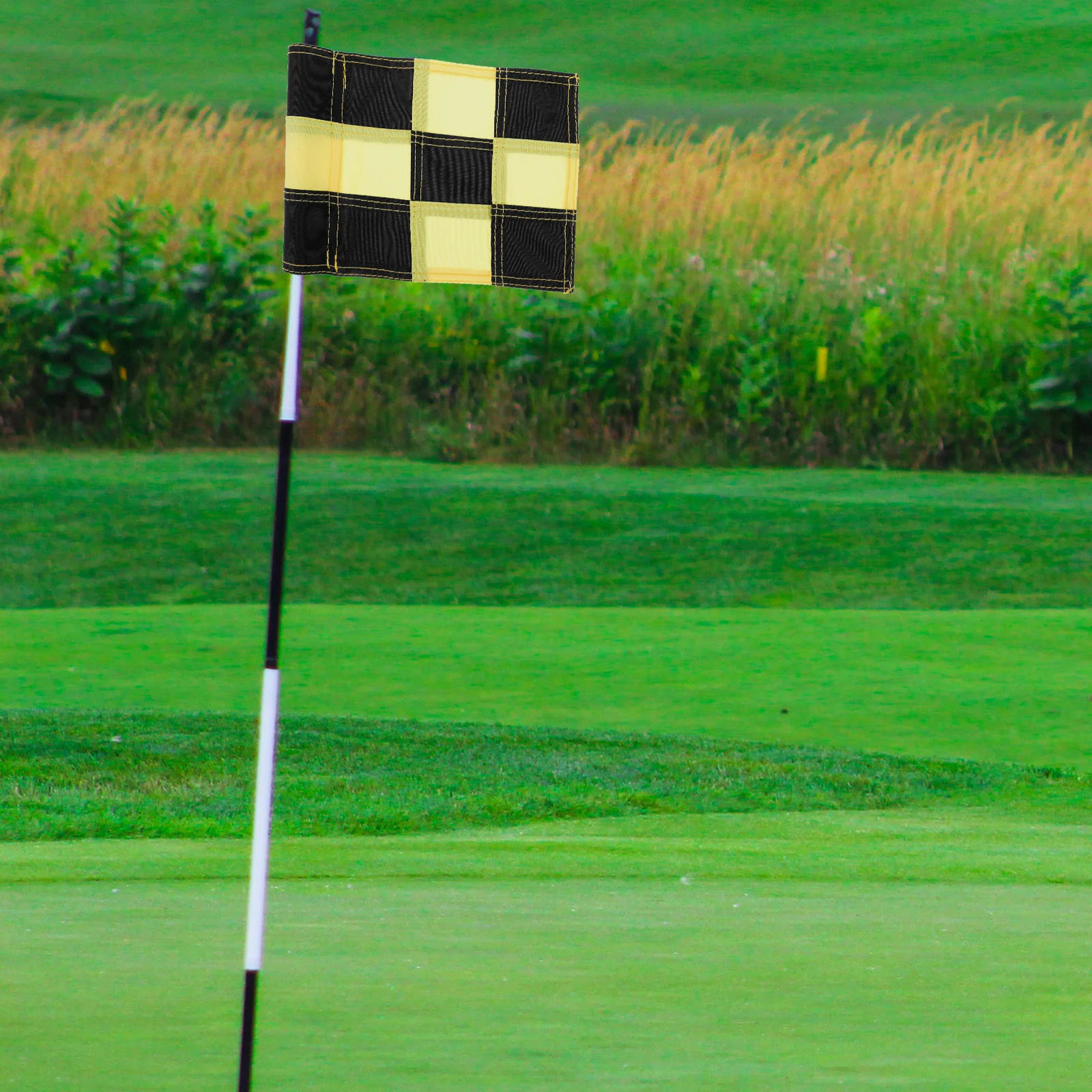 

Golfing Flag Portable Nylon Checkered Practice Flag for Yard Training Wear-Resistant Football Yard Markers Golf Flags