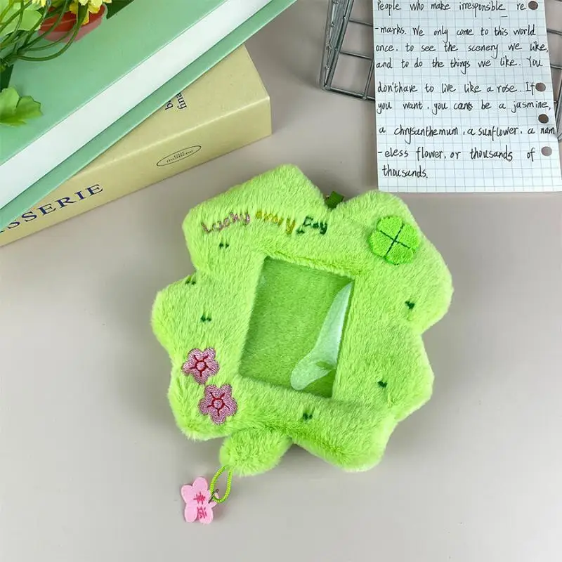 Sweet Lovely Lucky Four-Leaf Clover Plush ID Card Holder Cute Fluffy Photo Keychain Cartoon Idol Photo Display Gift