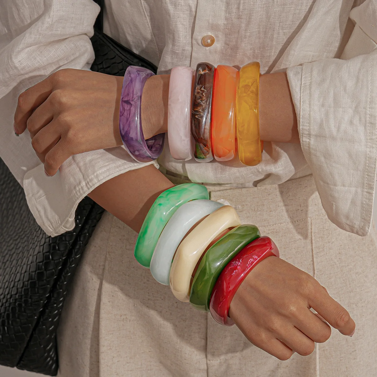 Bracelets épais à géométrie irrégulière multicolore pour femmes, bracelets carrés en résine, tachés exagérés, tendance de styliste, nouveaux bijoux C