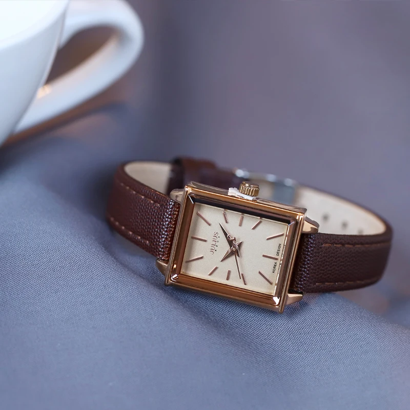 New Women'S Wristwatch Simple And Stylish Rectangular Design Retro And Artistic Versatile Leather Strap A Perfect Gift For Women
