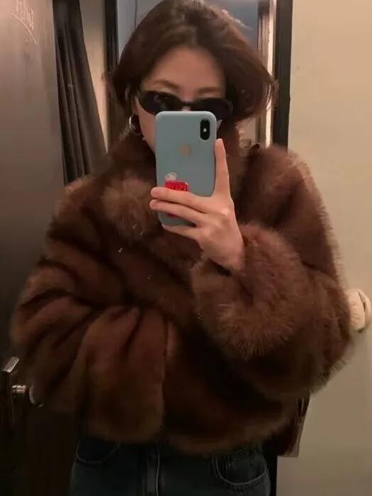 

Корейская короткая шуба из искусственного меха для женщин - Экологичная теплая верхняя одежда Mimiing с воротником-стойкой, повседневная, с длинными рукавами, зимняя куртка