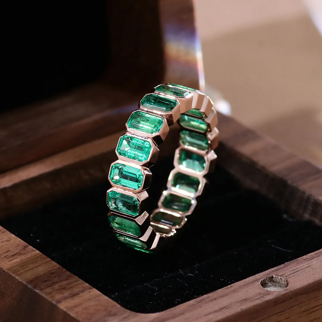 Provence Luxury wedding Ring 10K Solid Gold Green Emerald cut Lab Gemstone full band Engagement band for Women Jewelry Custom