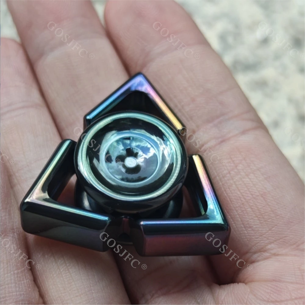 ألعاب فيدجيت سبينر الرقيقة من QEDC للبالغين من الفولاذ المقاوم للصدأ لتخفيف التوتر