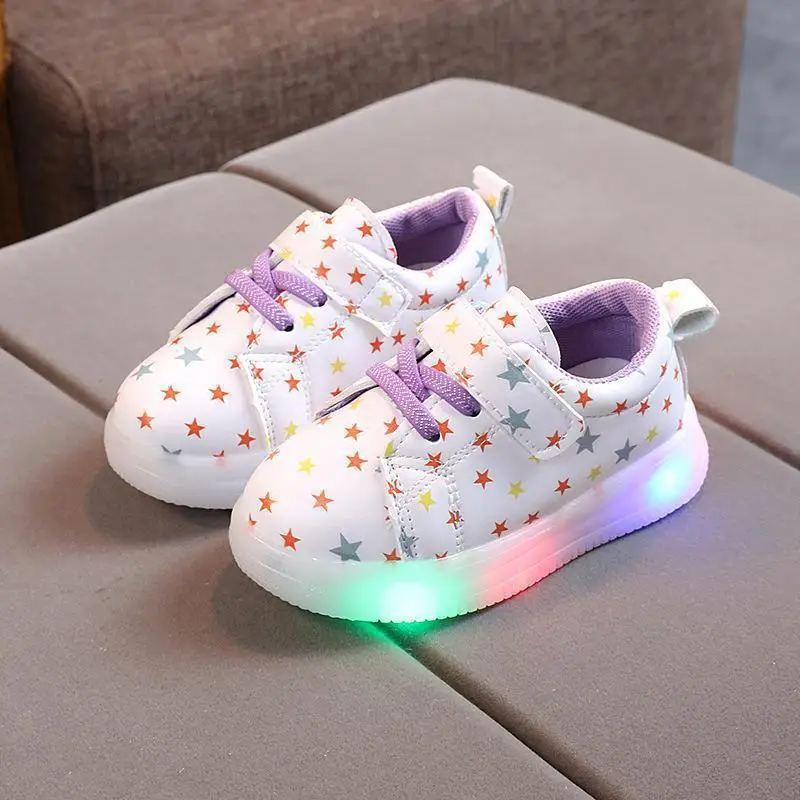 Dziecięce buty sportowe wiosenne świetlista moda oddychające dla dzieci buty dla chłopców dziewczynek trampki z diodami LED ze światłami buty do