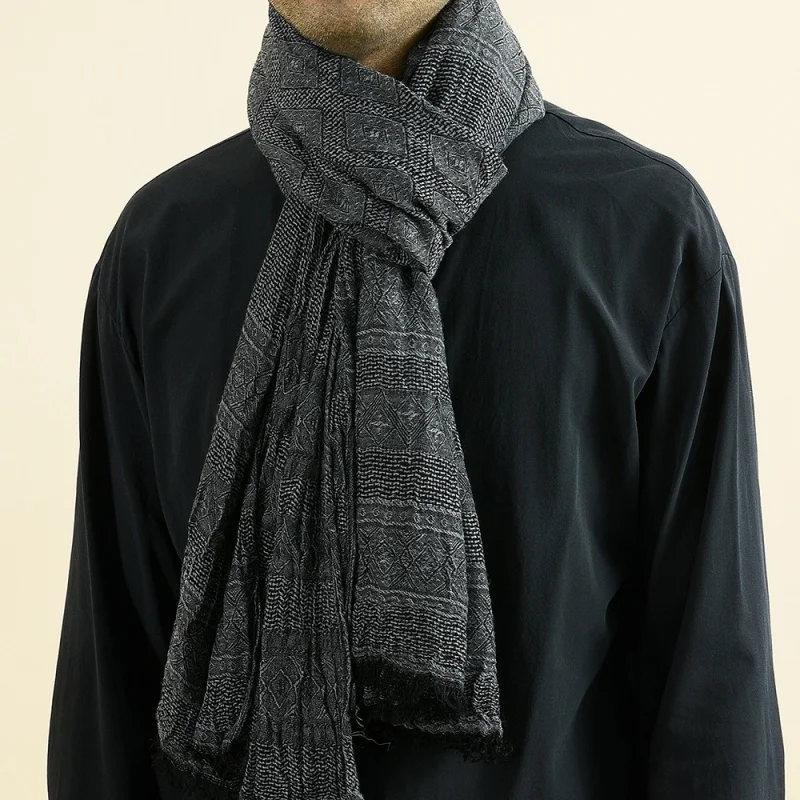 2022 New European and American Yarn-Dyed Men\'s Scarf Foreign Trade in Stock Wholesale Dark Diamond Tassel Scarf for Men