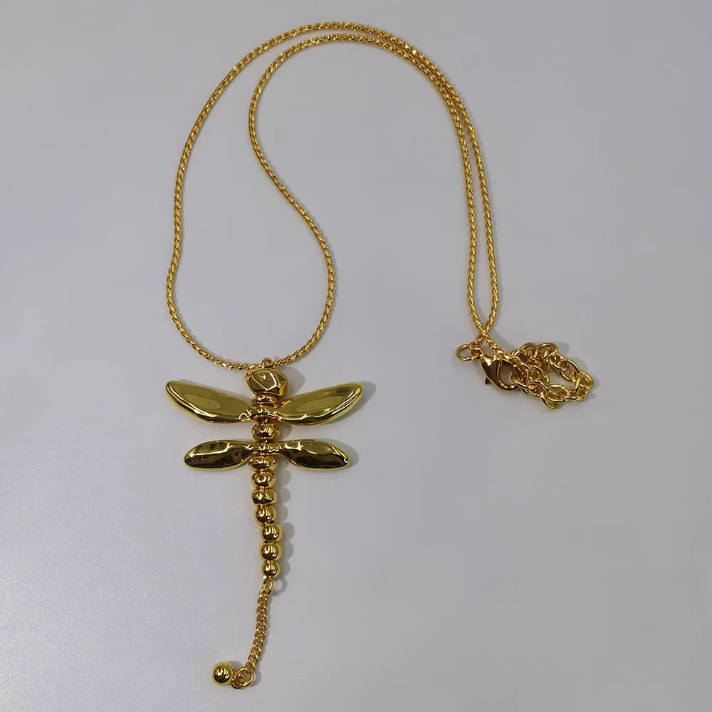 Summer New Sweet and Exquisite Spicy Girl Style Golden Dragonfly Necklace Women's Accessories, Creative Gift for Girlfriend