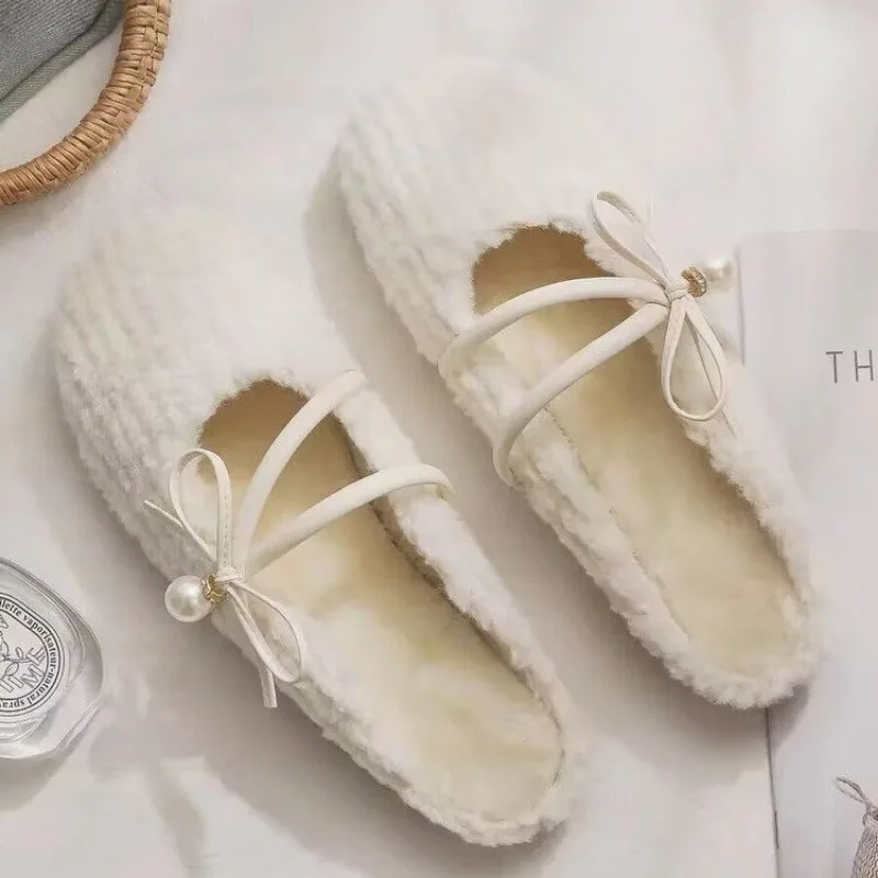 

New Luxury Lambwool Moccasins Femme Winter Cotton Shoes Women Warm Plush Loers Comfy Curly Sheep Fur Flats Woman Large Size 40