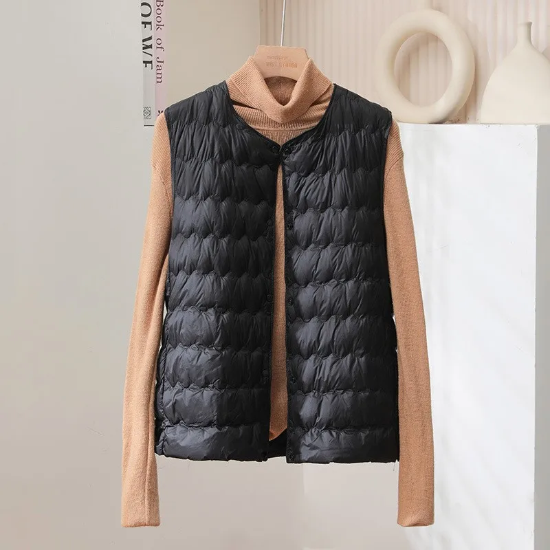 Autumn and Winter New 2024 Light Down Vest Women\'s Short Wave Pattern Round Neck V-Neck Fashionable Warm Inner Vest