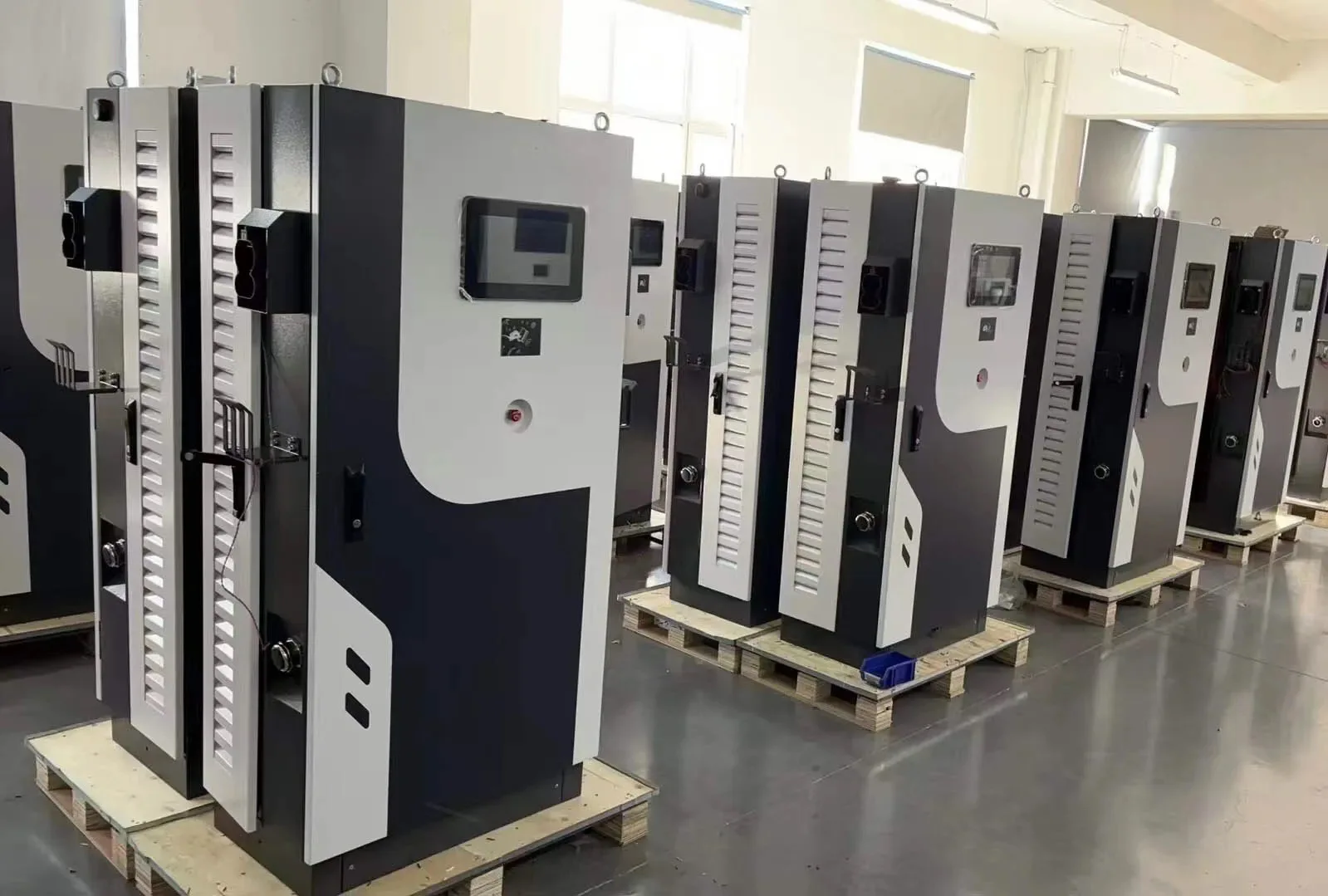 Manufacturers Oem/Odm E v Charging Stations Ce Ul 50Kw 60Kw Dc Charger Ccs1 Ccs2 Gbt Dc Charger Plug Pedestal Ev Chargers