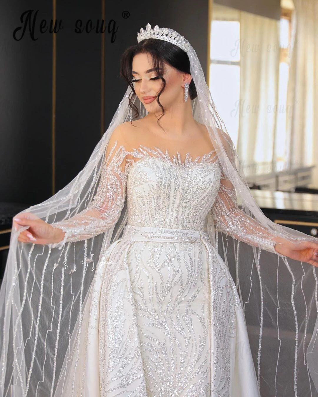 Dubai Luxury Ivory Wedding Dress With Detachable Train 2024 Arabic Long Sleeve Beading Bridal Gowns 2 in 1 Modern Wedding Gown