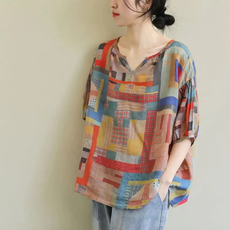 Women\'s Clothing 2024 Summer Fashion Vintage Geometric Print Oversized T-shirts Female Casual V Neck Short Sleeve Irregular Tops