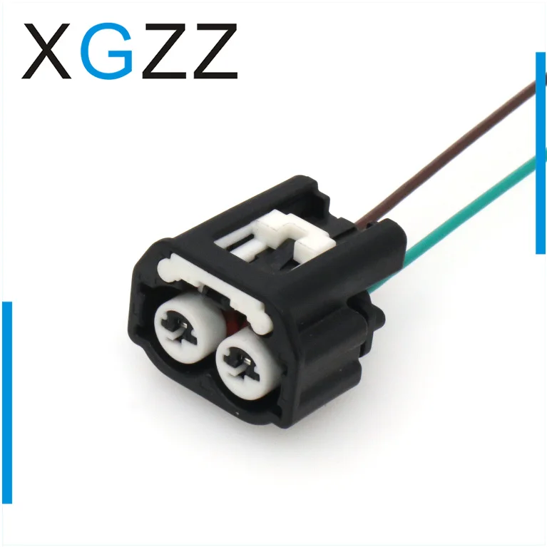 7283-6033-30 domestic wire harness connector plug 2P suitable for Camry/RAV4 Highlander car
