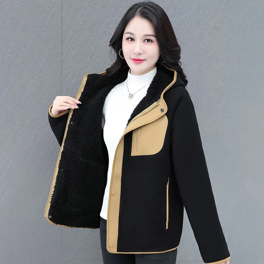 

Женская шикарная вельветовая флисовая куртка с капюшоном, теплая, свободного кроя, больших размеров, зимняя мода 2026