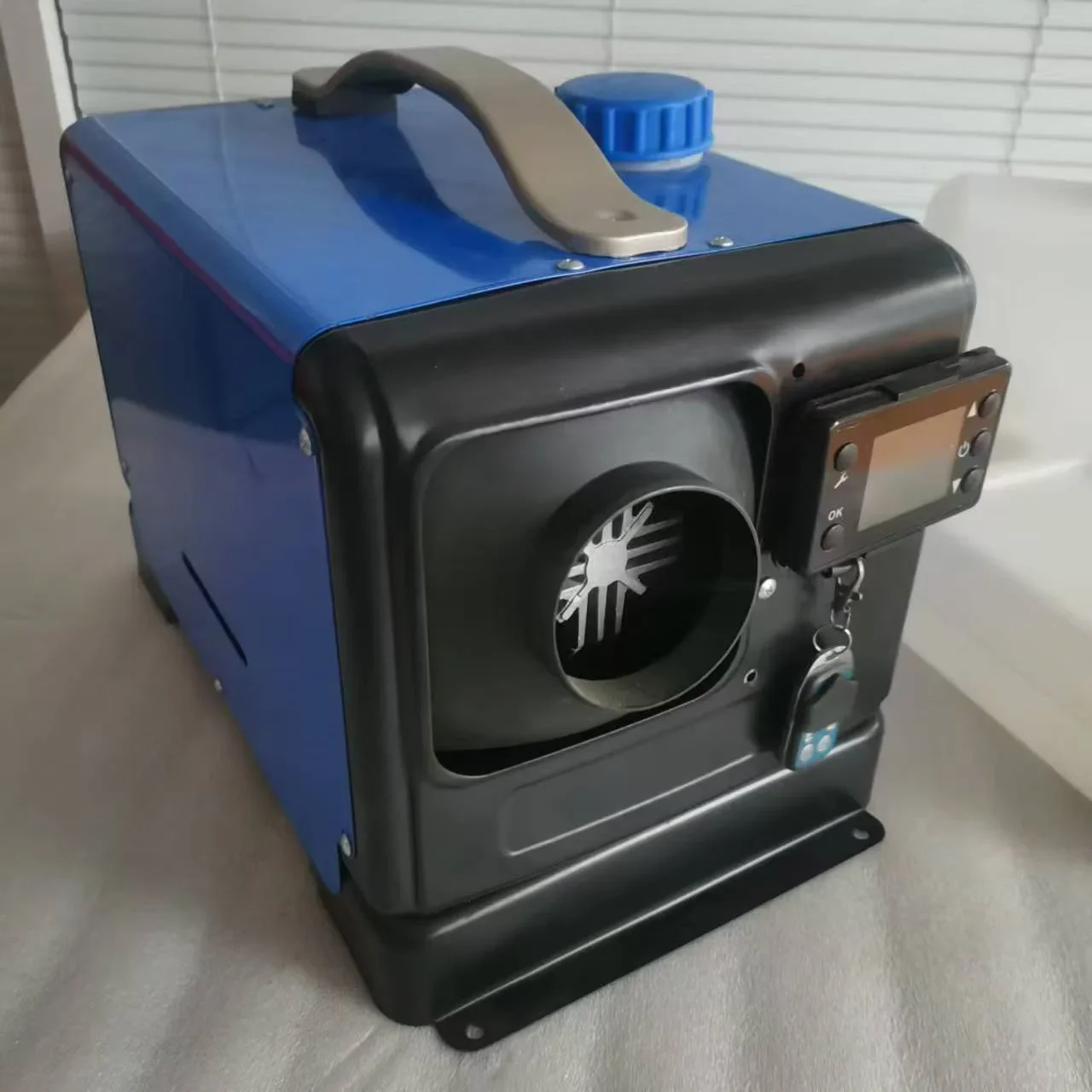 Factory Supply 2/5kw 12V 24V 220V Caravan RV Parking Heater 1 Year Warranty Diesel Parking Heater For Car Bus RV