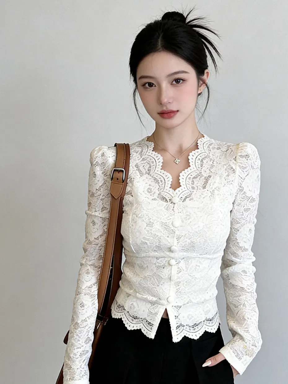 

Белая кружевная женская блузка для весны, базовая модель, элегантный дворцовый стиль, V-образный вырез, французский стиль, приталенный крой, длинный рукав