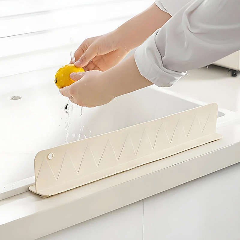 New 1 PCS Silicone Sink Splash Guard With Suction Cup Sink Baffle Splash Guard Splash Protector For Kitchen Island And Bathroom