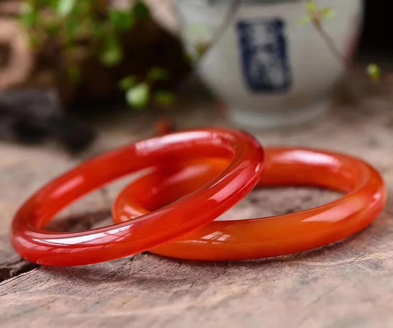 Brazilian Red Agate Chalcedony for Women's Birthday Fashion Exquisite Jade Bracelet.