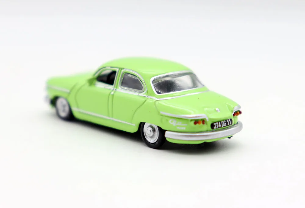 New 1 87 Panhard PL 17 1961 HO Scale Toy Cars Diecast Simulation Model for Collection Gift