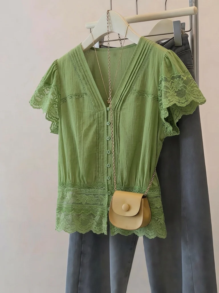 

Green Lace Trim V-Neck Shoulder Shirt Women's Summer New Style Large Size Fashionable Youthful Top Korean Style Loose Fit