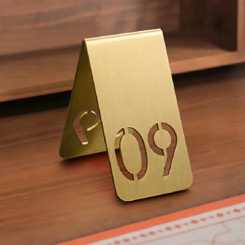 Hollow Double Sides Standing Table Numbers Customized Desk Sign Plates Restaurant Cafe Bar Brass Table Marker Reserved Seat Card
