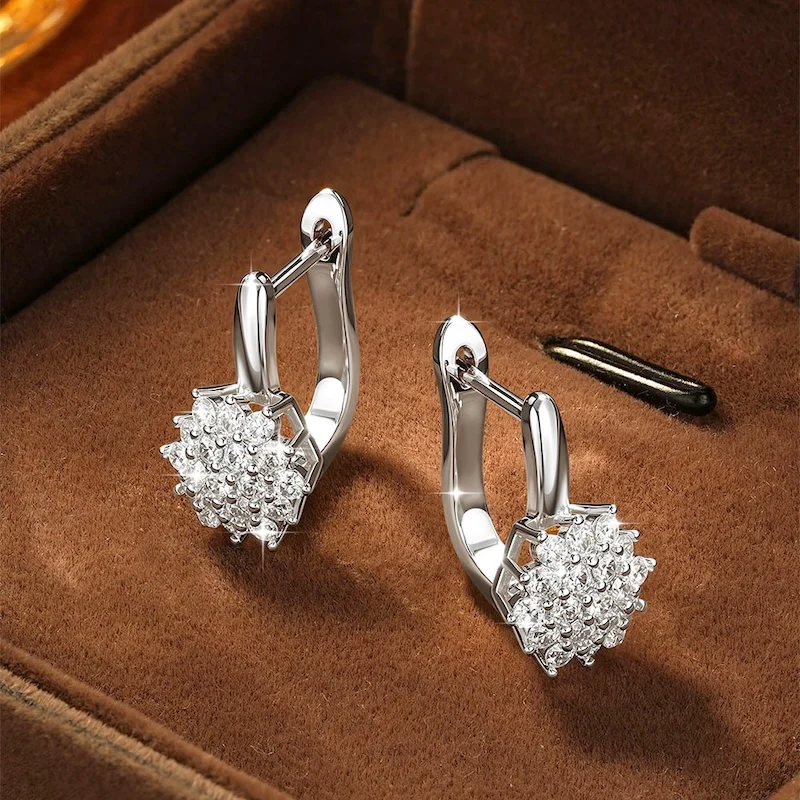 Rrjzz Sparkling Starlight Exquisite Ohrclip-Ohrringe, D-Farbe, vollständig mit Moissanit besetzt, Creolen für Frauen, Geburtstagsgeschenke, Schmuck – Detail 7