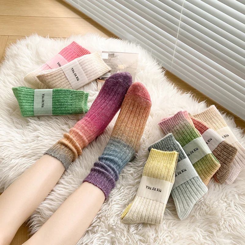 Winter Thick Warm Women's Gradient Wool Socks Fashion Thermal Comfortable Mid-tube Floor Sleeping Socks Women's Calf Socks