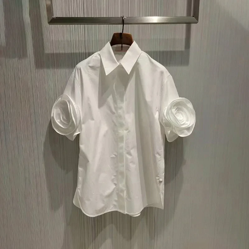 

Design sense flowers white short-sleeved shirt female niche 2024 spring/summer new temperament all the shirt career top