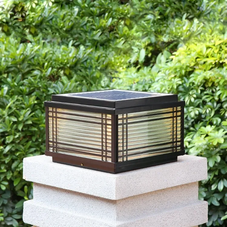 Outdoor solar villa courtyard waterproof column light Outdoor garden gate fence column headlight