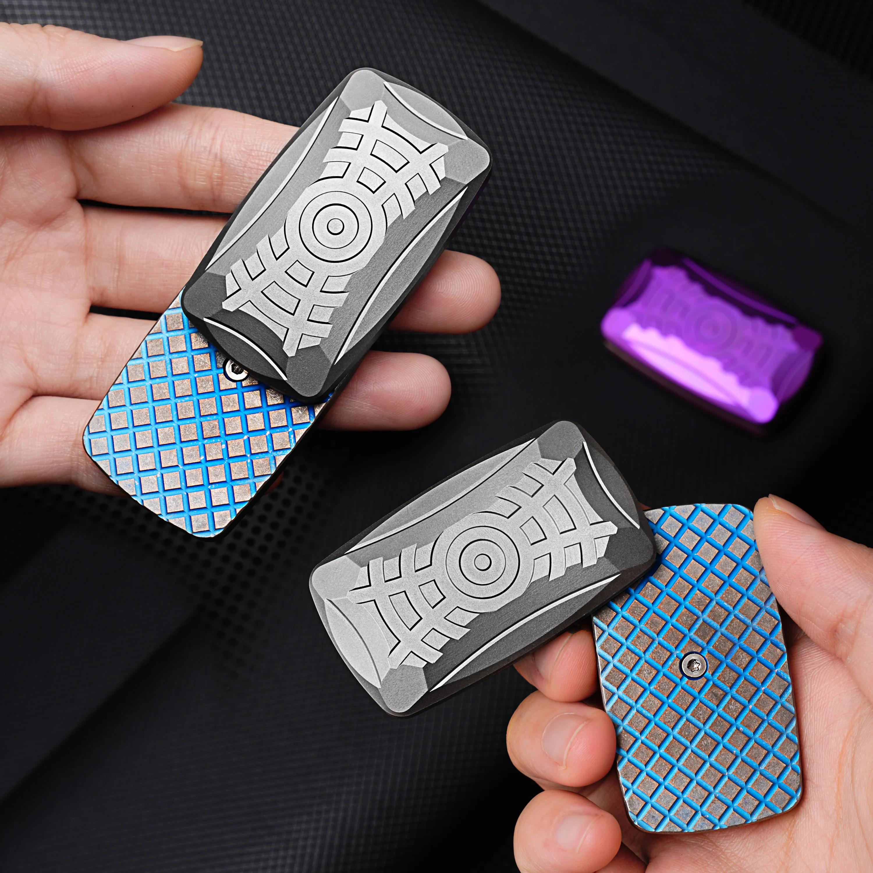 Titanium Alloy Unlimited Positions Magnetic Stress Toy Stress Relieving Toys EDC Magnetic Decompression Hand Toys Blue Pink