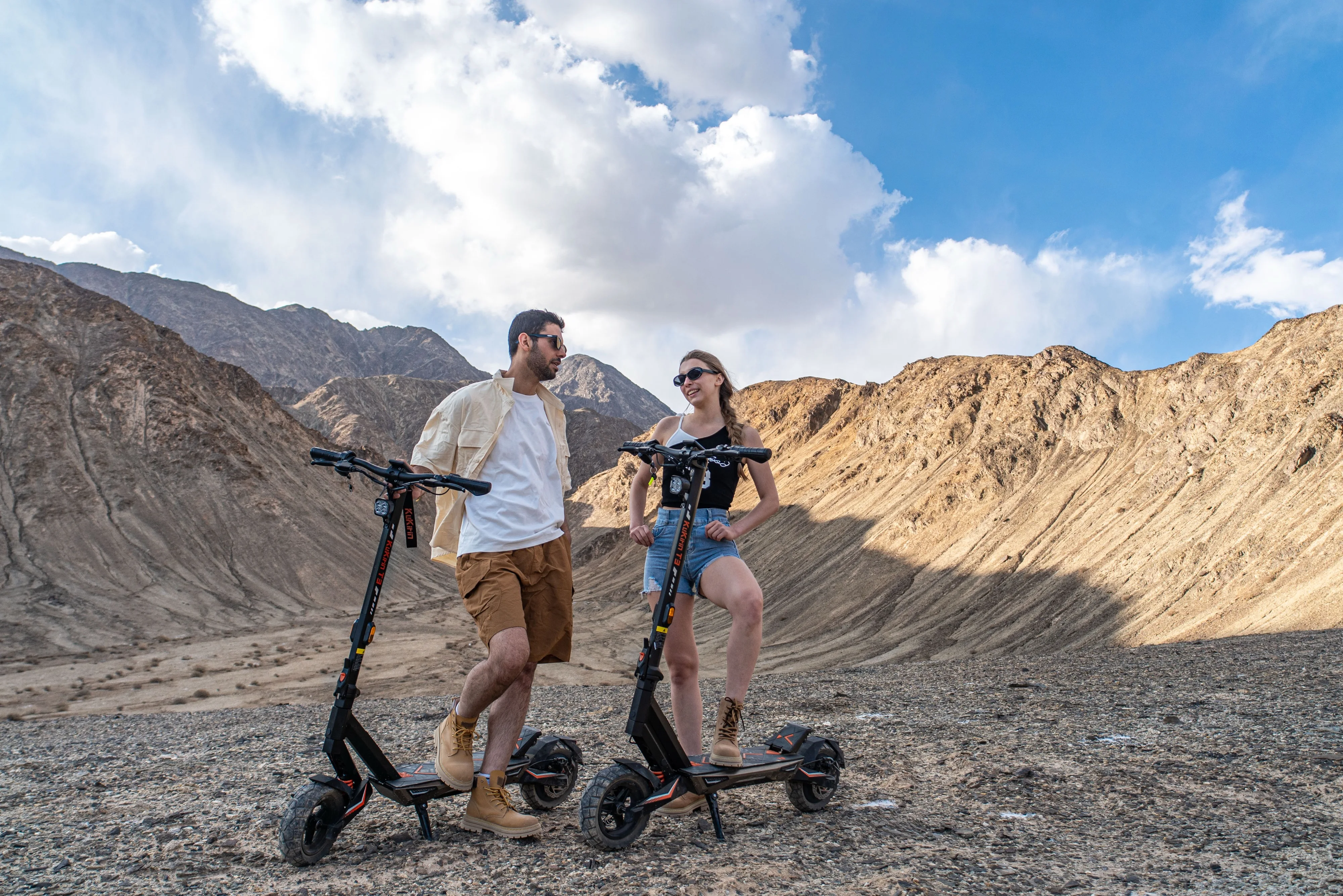 KuKirin T3 Electric Scooter 2025 New Model:800W Motor 48V 15.6Ah Battery 45KM/h 58KM Max Range Foldable Electric Scooter 10"