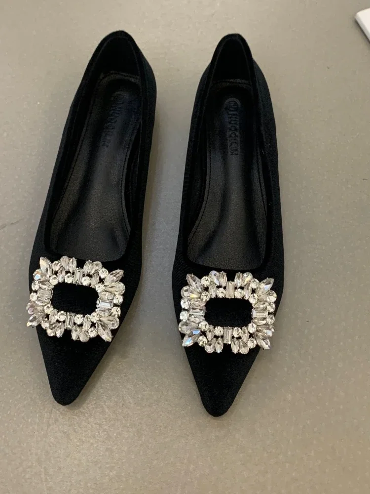 2025 الربيع والخريف موضة فرنسية جديدة الأحمر وأشار الجلد المدبوغ المياه الماس الفم الضحلة شقة شقة أحذية نسائية عادية #5