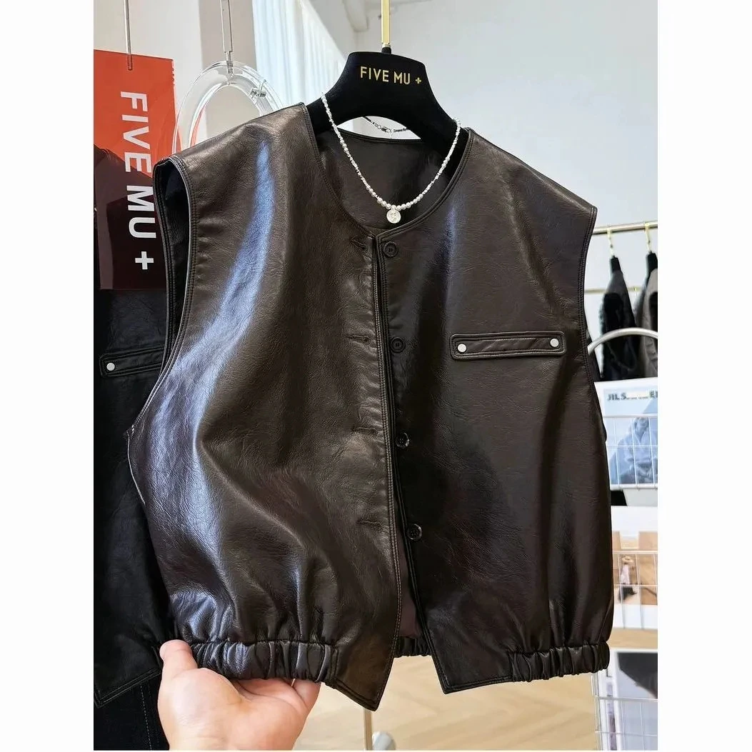 Fashionable Retro PU Short Vest 2025 Autumn Sleeveless Motorcycle Miniature Shoulder Top Outerwear for Women Polyester Fiber