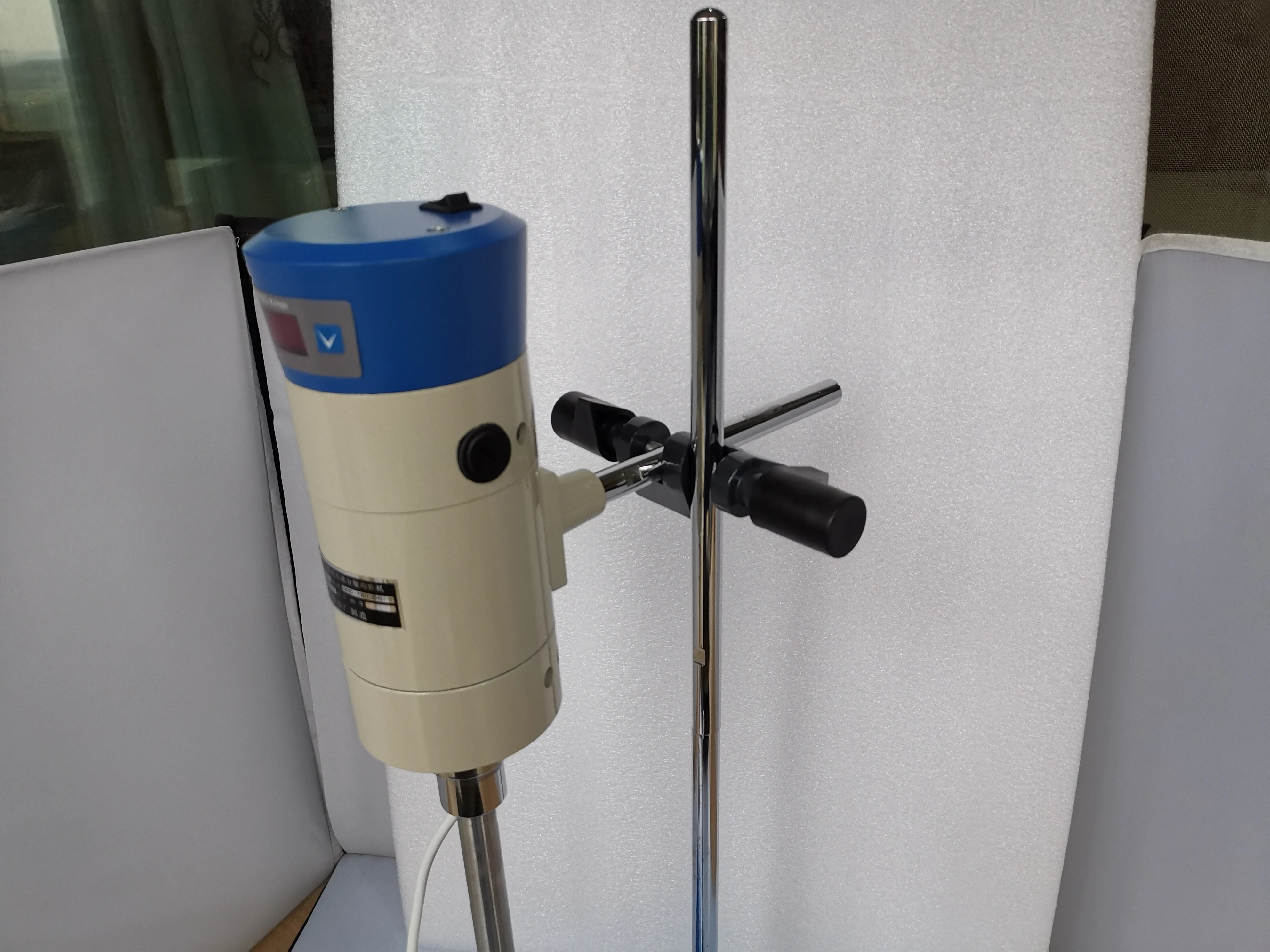 FJ300-SH laboratory digital high-speed dispersion homogenizer cream Emulsification 500-7000 ml