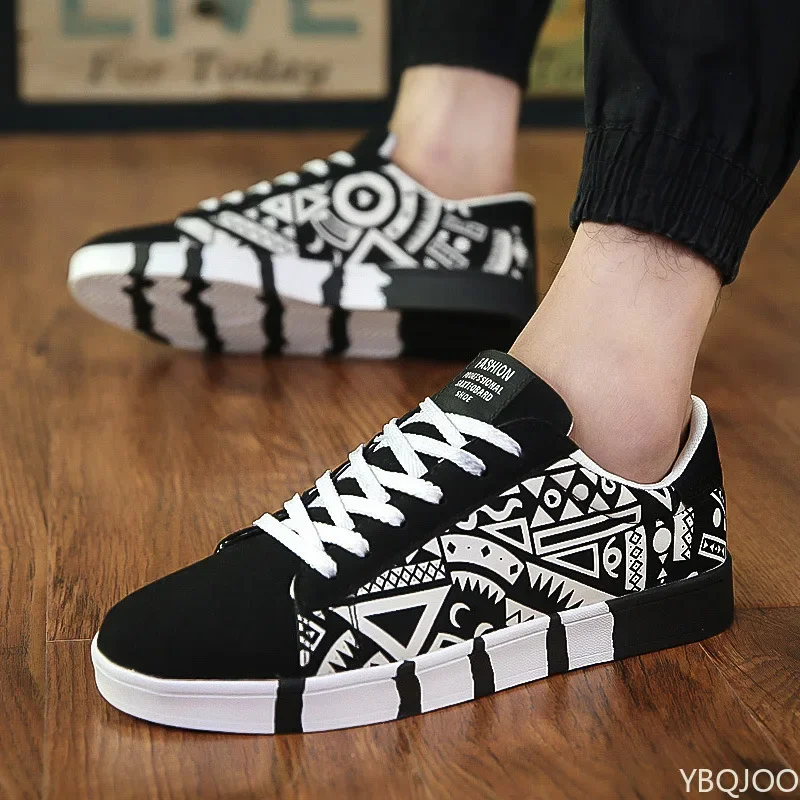 Large size autumn fashion new casual comfortable flat men's shoes niche trend versatile men's board shoes